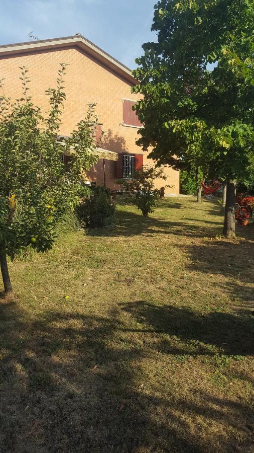 B&B I Girasoli Monte San Pietro Экстерьер фото