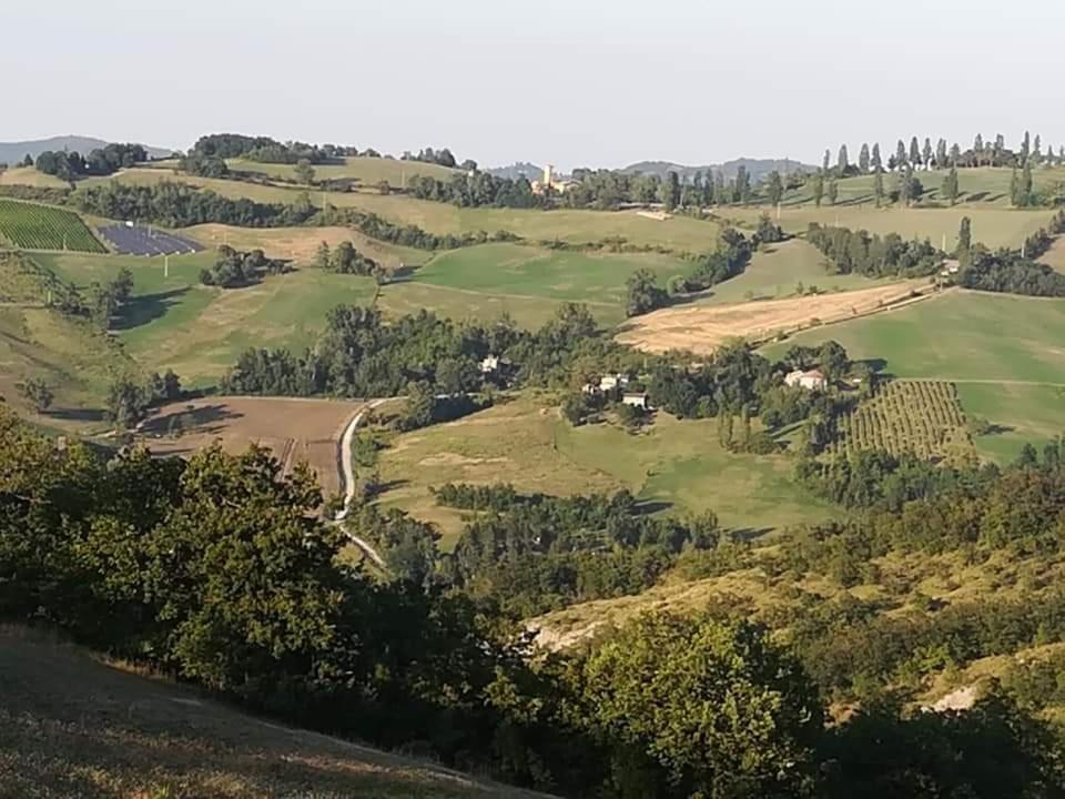 B&B I Girasoli Monte San Pietro Экстерьер фото